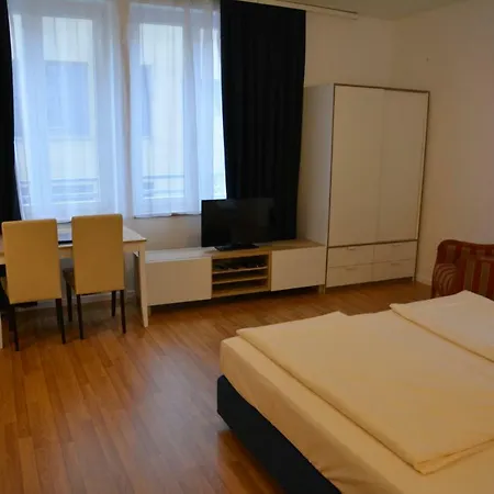 Guest house Hotel Lex Im Gartenhof 3*