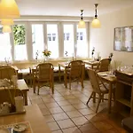 Lex Im Gartenhof