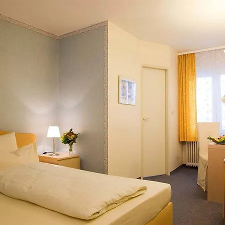 Hotel Lex Im Gartenhof Мюнхен