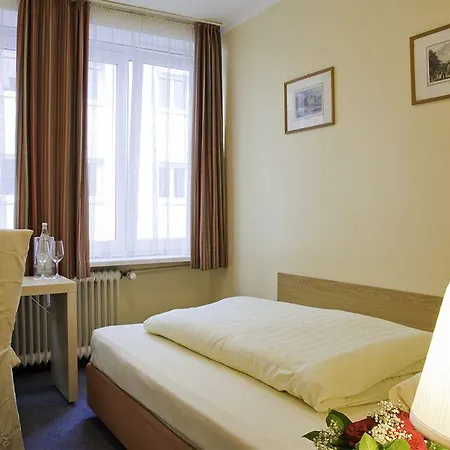 Гостевой дом Hotel Lex Im Gartenhof