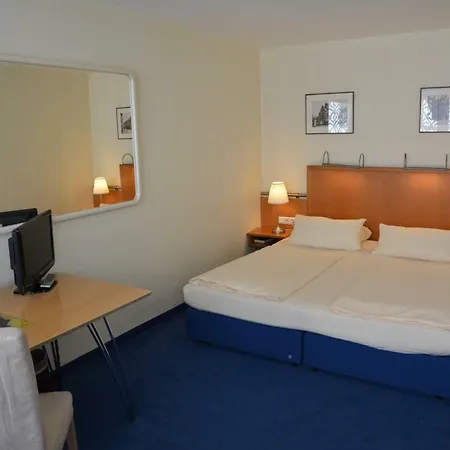 Hotel Lex Im Gartenhof Guest house Munich