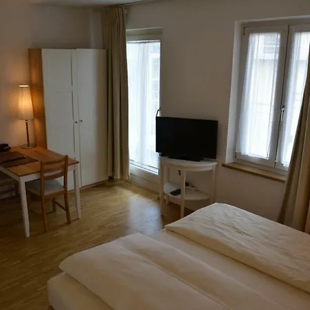 Hotel Lex Im Gartenhof 3*