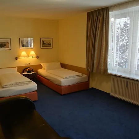 Hotel Lex Im Gartenhof 3* Munich
