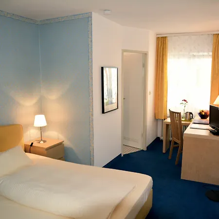 Hotel Lex Im Gartenhof Мюнхен
