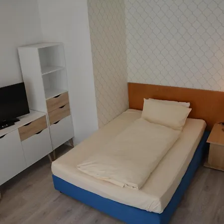 Hotel Lex Im Gartenhof Guest house 3*