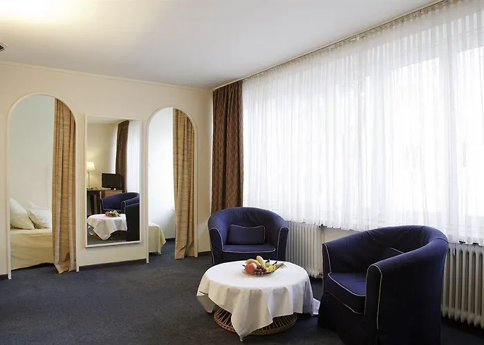 Lex Im Gartenhof 3* מינכן