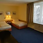 Lex Im Gartenhof 3* ميونيخ