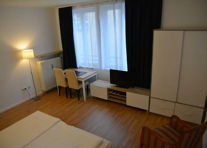 Hotel Lex Im Gartenhof Мюнхен