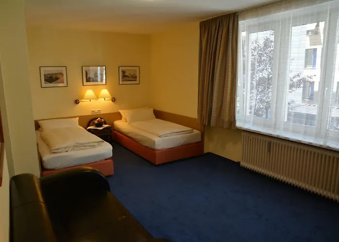 Hotel Lex Im Gartenhof 3* Мюнхен