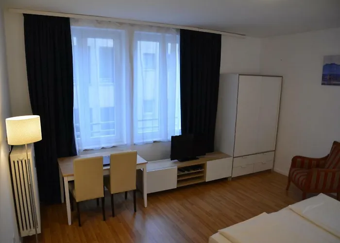 Hotel Lex Im Gartenhof 3* Мюнхен